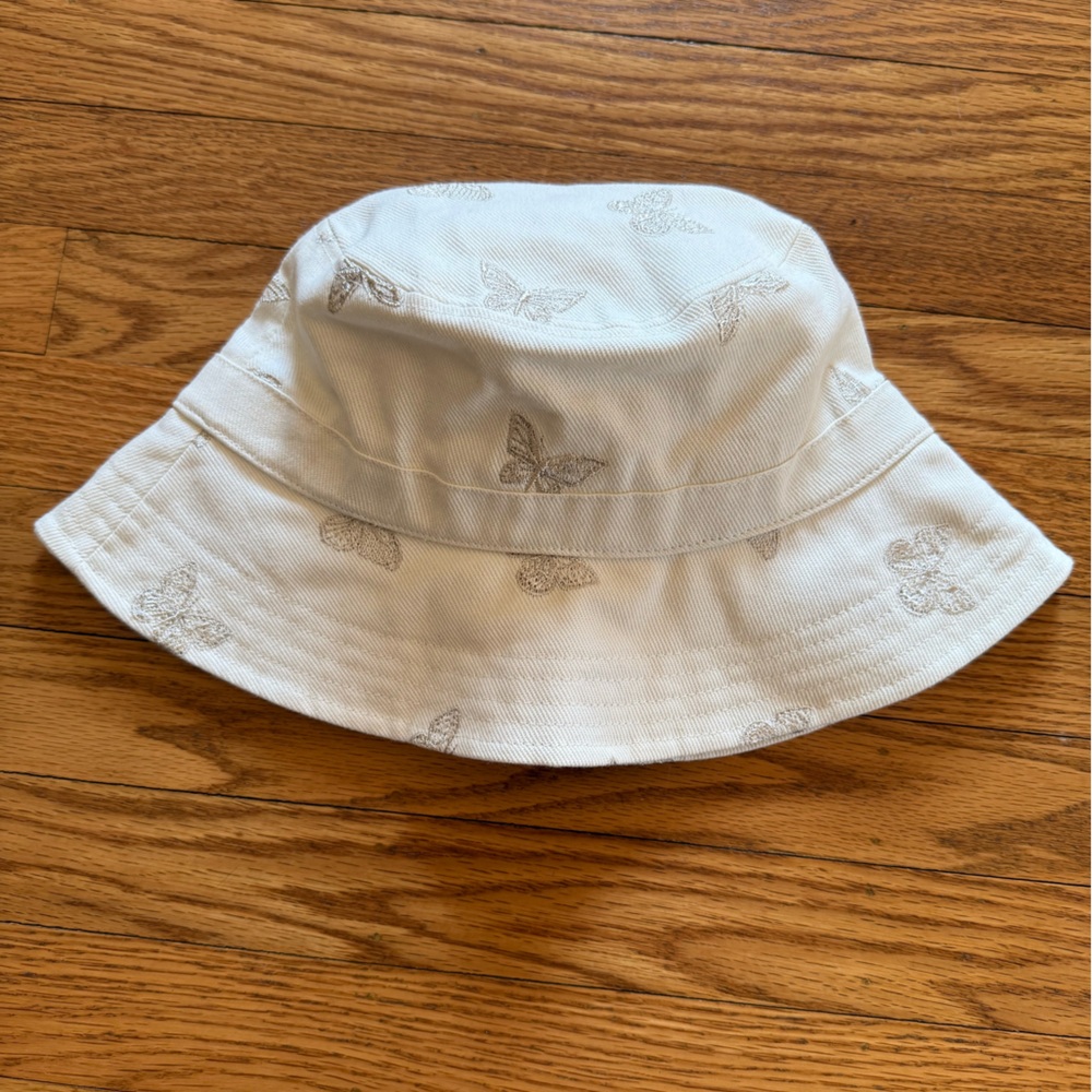 American Eagle White Butterfly Bucket Hat